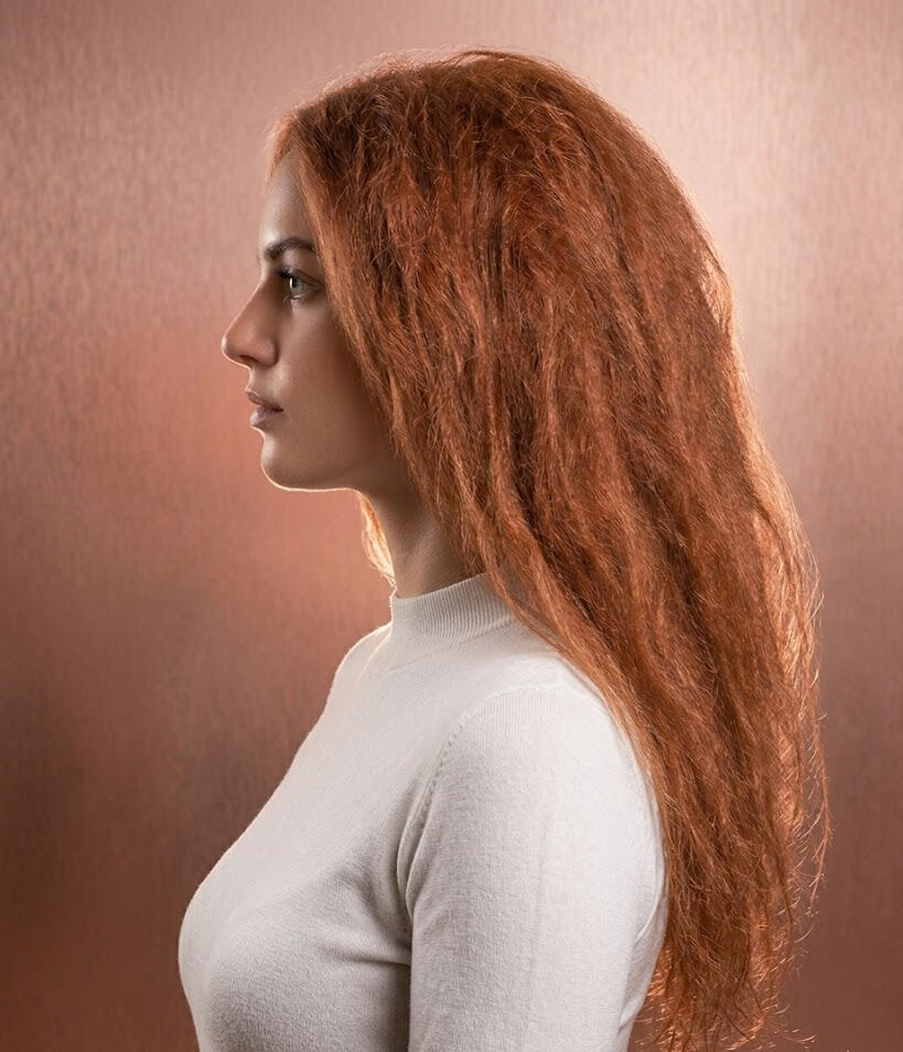 Cabelo com frizz e sem alinhamento antes do protocolo